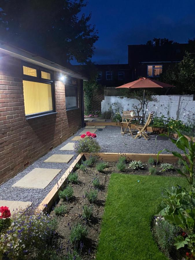 Apartamento The Annexe Bracknell Exterior foto